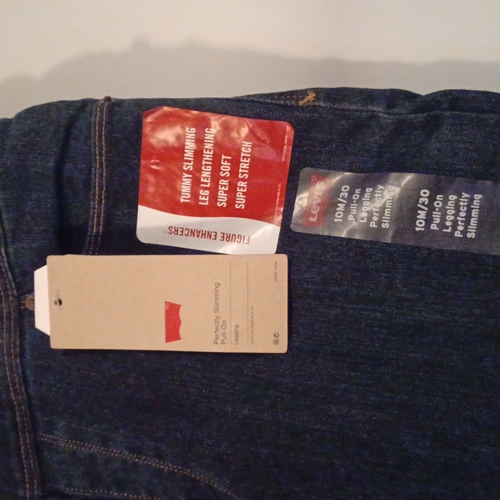 Levi' Perfectly Slimming Pull-on stretch jeggings